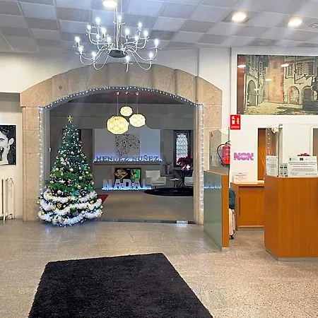 Ξενοδοχείο Mendez Nunez Lugo