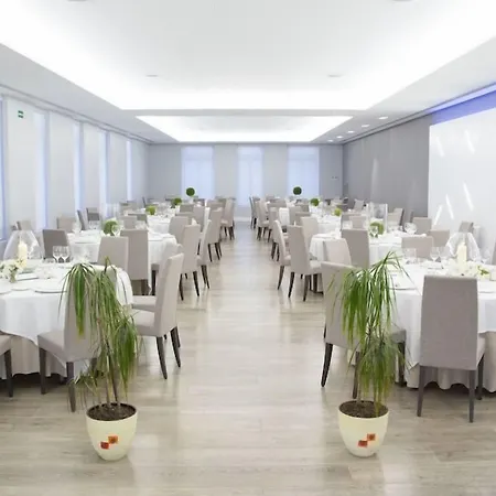 Mendez Nuñez Hotel