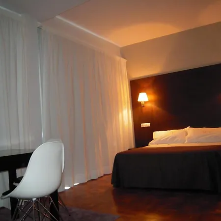 Hotel Mendez Nuñez 4*