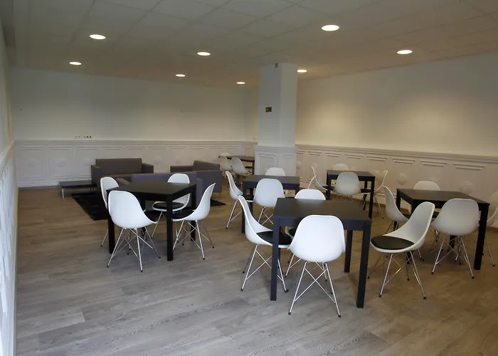 酒店 Mendez Nunez 卢戈