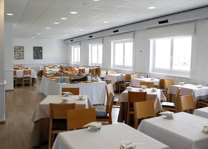 Mendez Nunez 酒店 卢戈