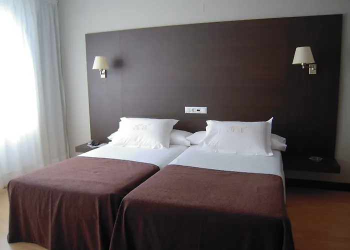 Mendez Nunez 4* 卢戈