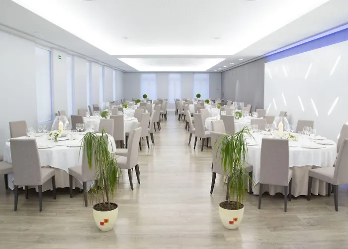 酒店 Mendez Nunez 卢戈