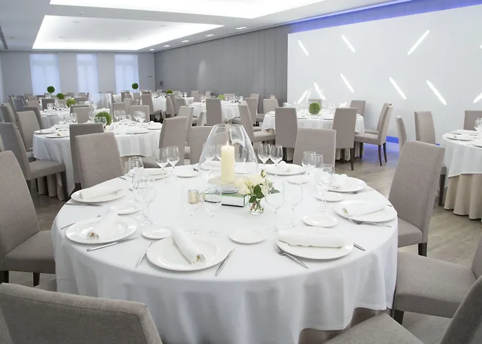 Mendez Nunez 酒店 卢戈