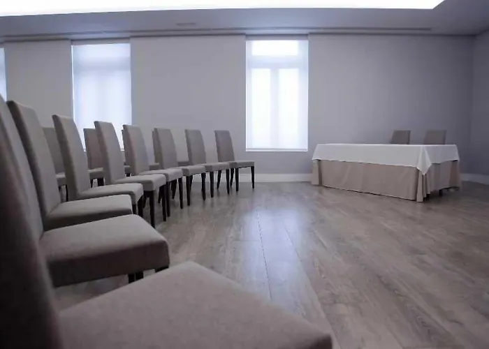 酒店 Mendez Nunez 4*